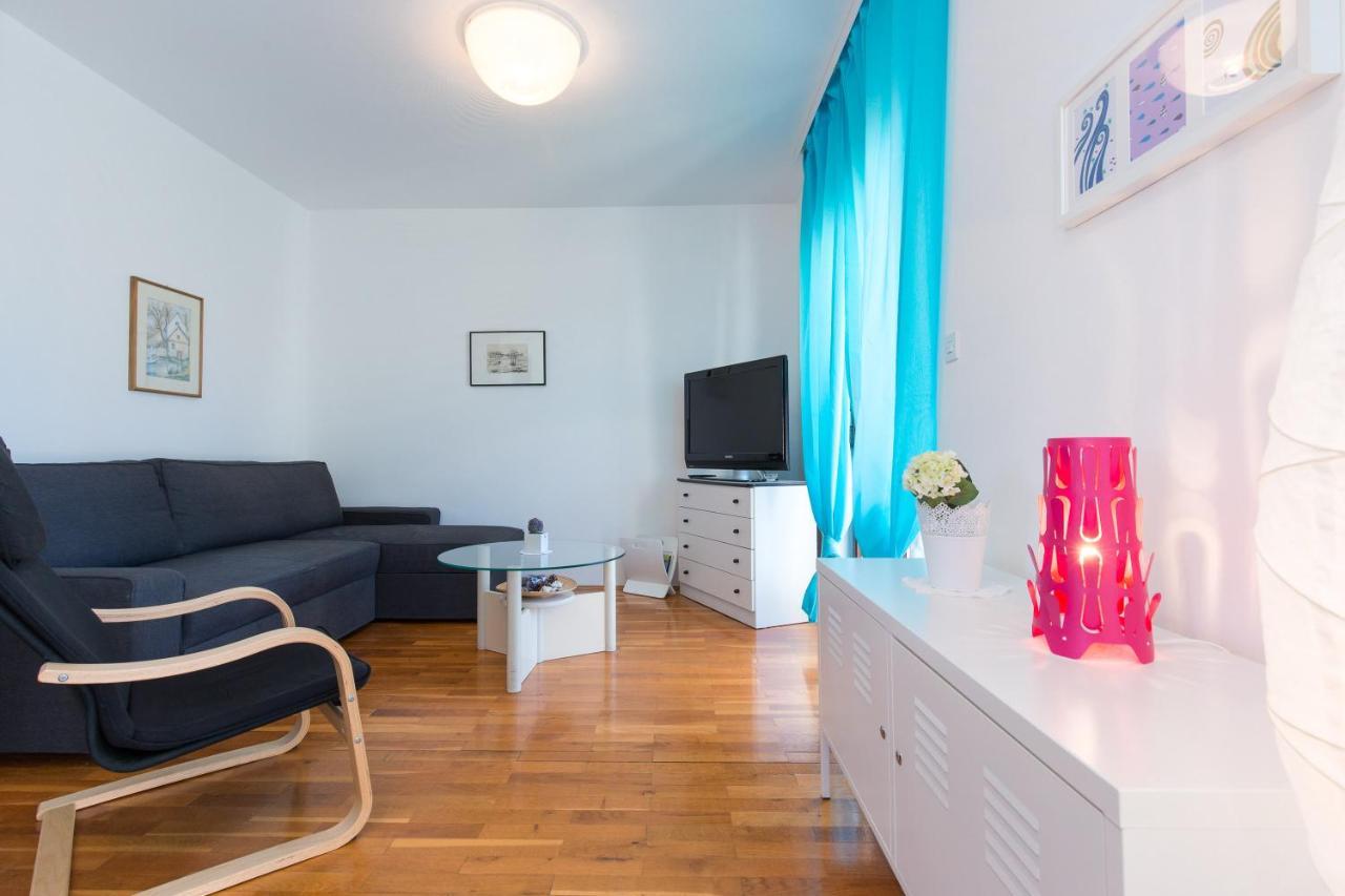 Adora Apartment คิร์ก ภายนอก รูปภาพ